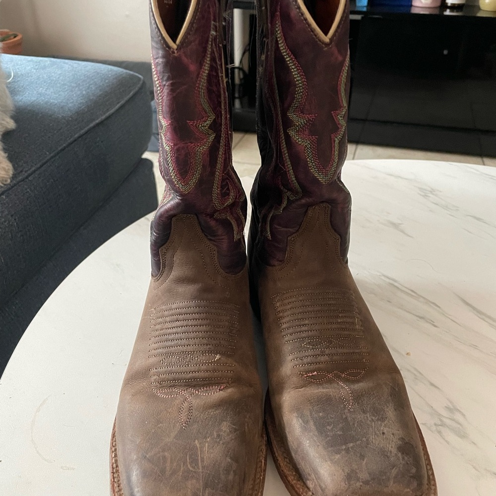 Red Ranch cowgirl boots size 10